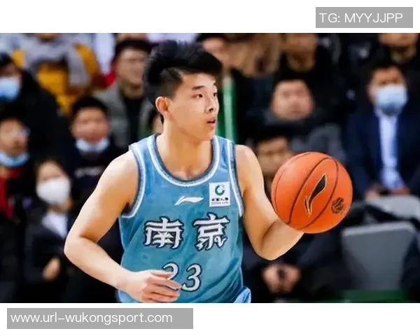 媒体人分析林葳表现出色20分钟得益于稳健进攻选择与防守提升